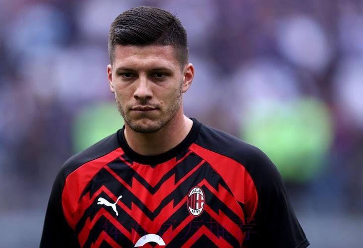 约维奇与米兰达成协议 朗尼克起到决定性作用 约维奇与米兰达成协议 朗尼克起到决定性作用